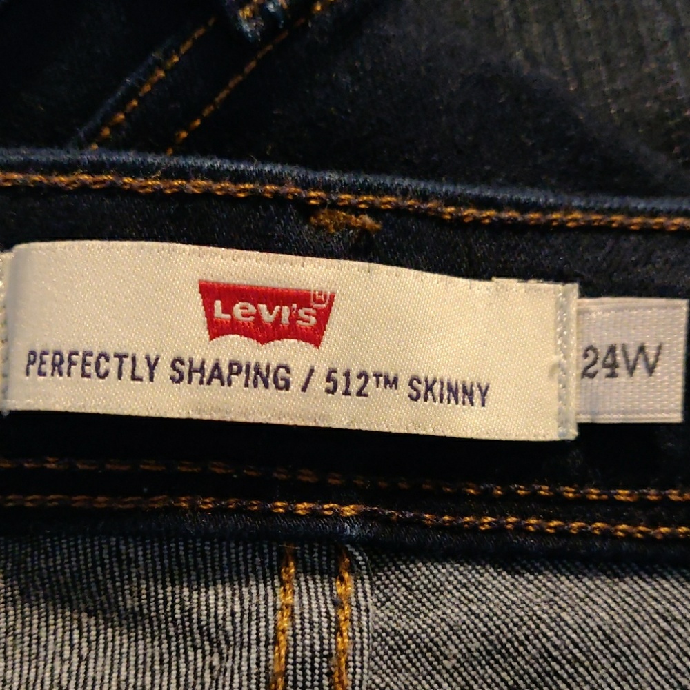 Jeans - Picture 2 of 3